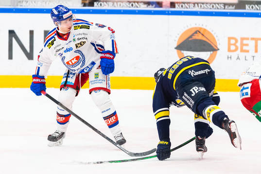 s Axel Holmström