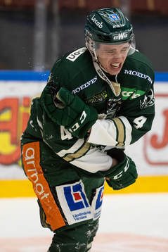 Färjestads Oscar Lawner har ont