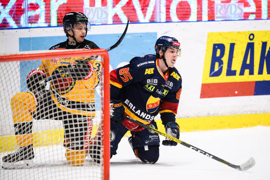 Luleås Pontus Själin och Djurgårdens Michael Haga