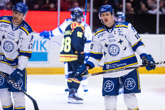 Leksands Jon Knuts och Leksands Martin Karlsson deppar