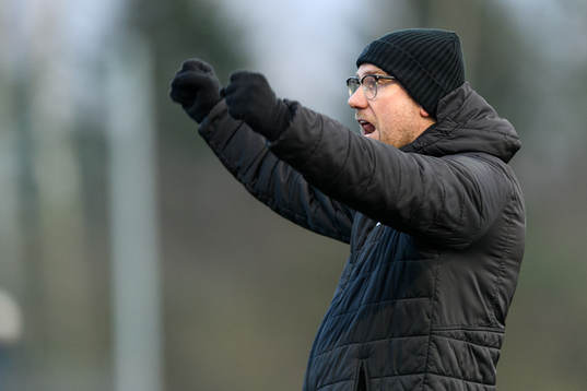 Halmstads tränare Magnus Haglund jublar