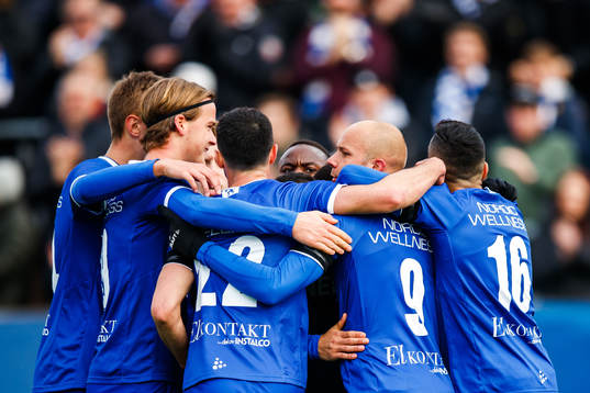 Bläddra bland fler bilder av Fotboll, Svenska Cupen, IFK Göteborg - Sirius