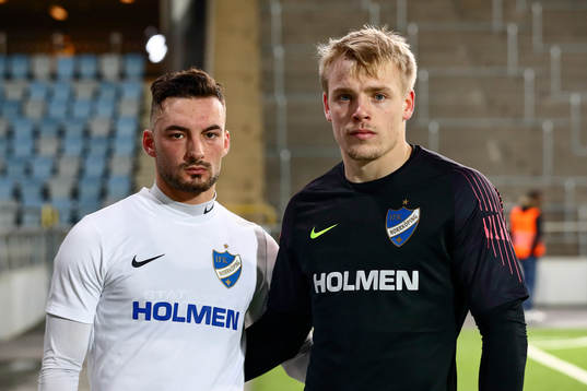 IFK Norrköpings Sead Haksabanovic och målvakt Isak