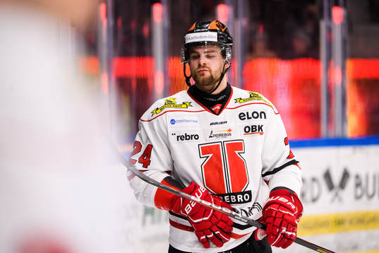 Örebros Aaron Irving deppar