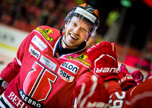 Örebros Ryan Stoa jublar vid 3-0