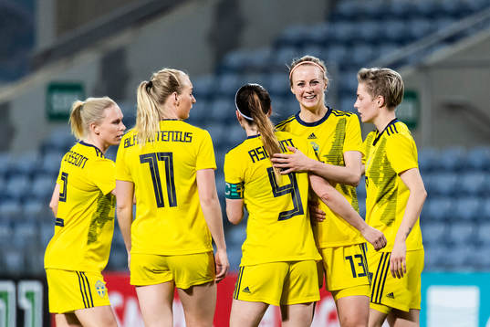 Amanda Ilestedt of Sweden celebrate