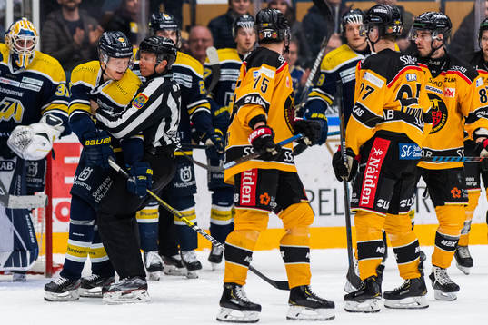 s Emil Johansson som reagerar