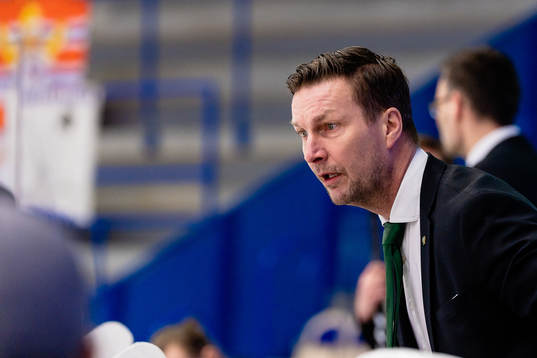 Färjestads huvudtränare Johan Pennerborn