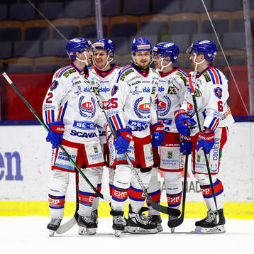Oskarshamns spelare jublar