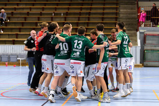 Varbergs spelare jublar