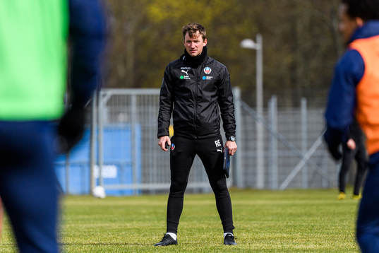 Assisternade tränare Rickard Engström