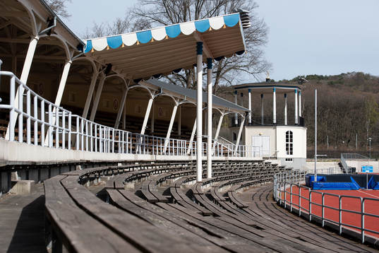 En läktare på Slottskogsvallen