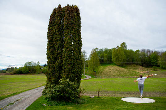 Norwegian discus thrower Ola Stunes Isene trains at the