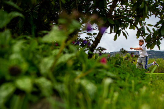 Norwegian discus thrower Ola Stunes Isene trains at the