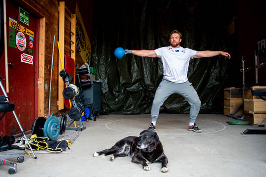Norwegian discus thrower Ola Stunes Isene trains at the