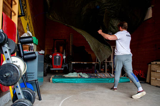 Norwegian discus thrower Ola Stunes Isene trains at the