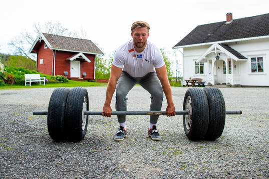Norwegian discus thrower Ola Stunes Isene trains at the