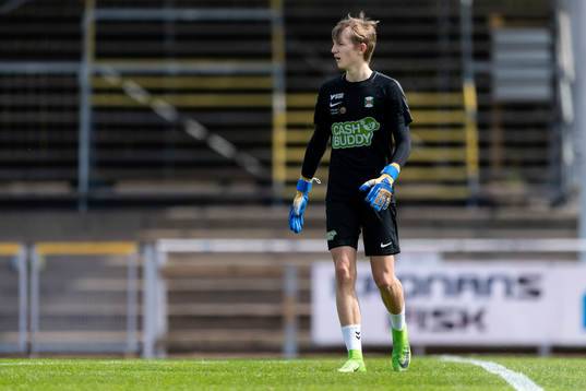 Varbergs målvakt Viktor Dryselius