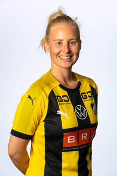 Linnea Olsson i häckens damlag