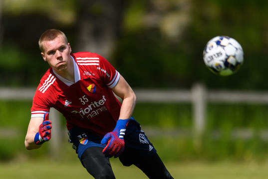 Målvakt Erland Tangvik