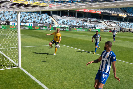 Elfsborgs Per Frick gör 0-1
