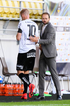 Häckens Jasse Tuominen och tränare Andreas Alm