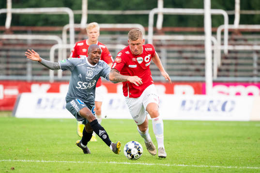 Brages Bantu Mzwakali och Degerfors Victor Edvardsen