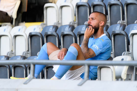 Malmö FFs Guillermo Molins på läktaren