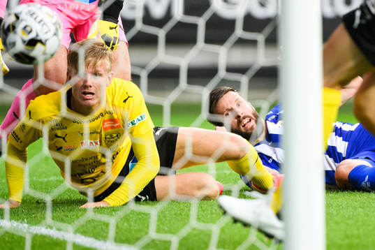 IFK Göteborgs Mattias Bjärsmyr gör 1-1