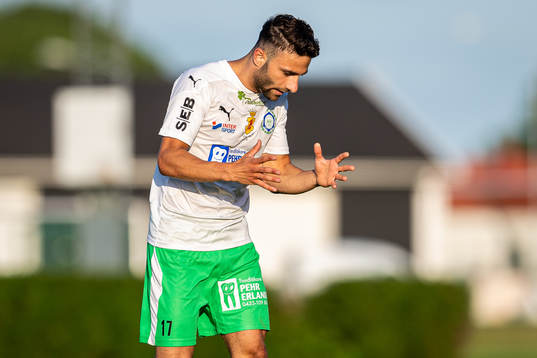 Klippans Dylan Gomli deppar