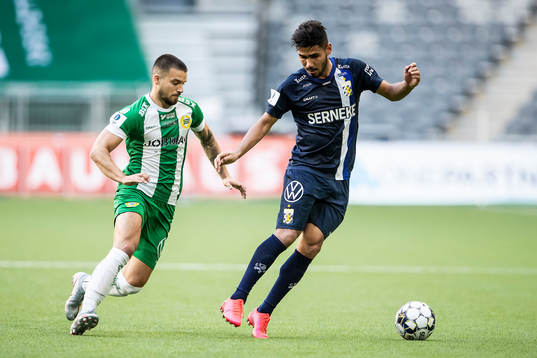 Hammarbys Vladimir Rodic och IFK Göteborgs Hosam Aiesh