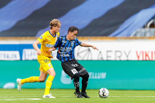 IFK Göteborgs August Erlingmark och Sirius Yukiya Sugita