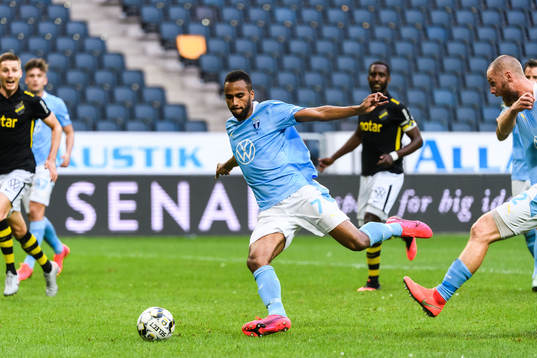 Malmö FFs Isaac Kiese Thelin och Jo Inge Berget gör 2-1