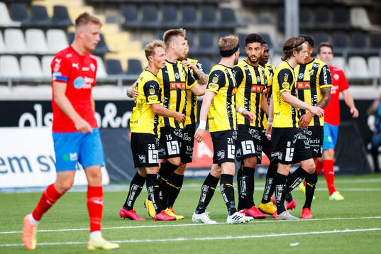 Häckens Alexander Söderlund jublar