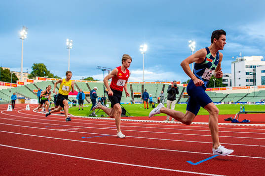 Tobias Grønstad and Jakob Ingebrigtsen compete in the