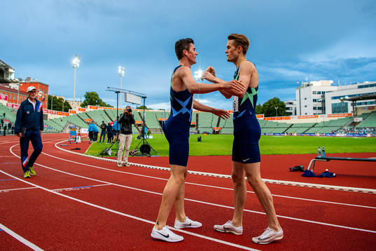 Jakob Ingebrigtsen and Filip Ingebrigtsen celebrate