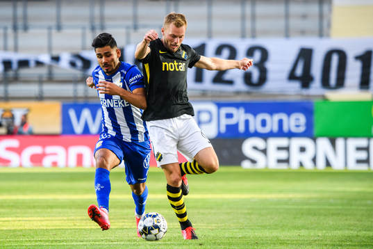 s Sebastian Larsson