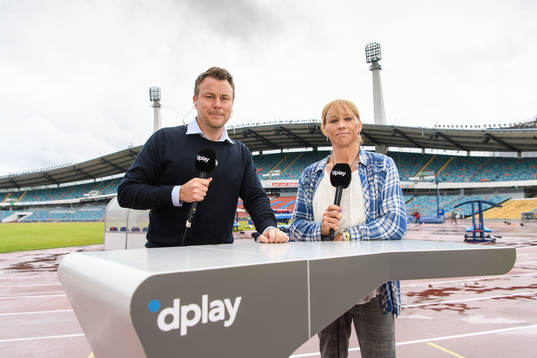 Jonas Karlsson and Veronica Eriksson, in the Dplay studio