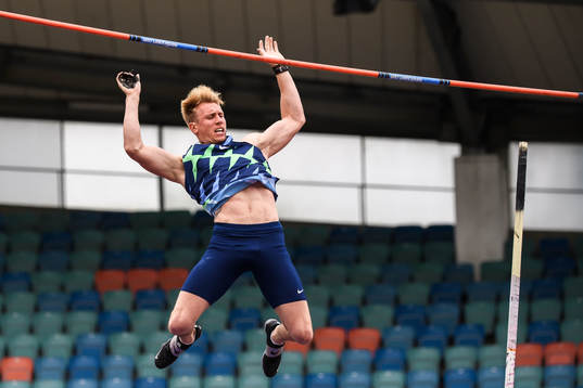 Piotr Lisek, Poland