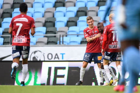 Örgrytes Anton Andreasson jublar med Bubacarr Jobe
