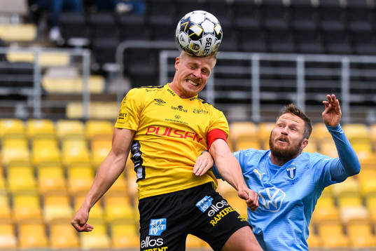 Elfsborgs Per Frick och Malmö FFs Lasse Nielsen