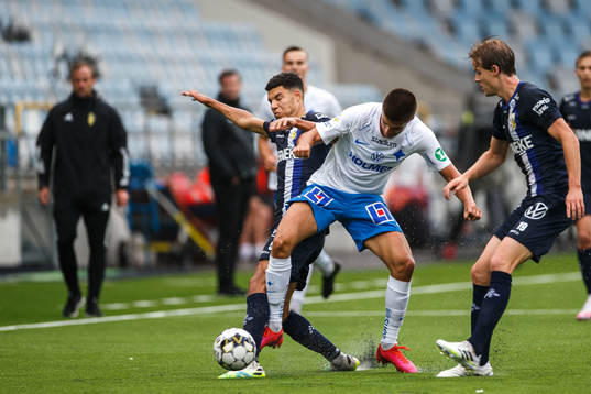 IFK Norrköpings Carl Björk mot IFK Göteborgs Alexander