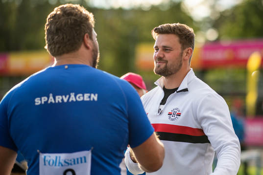 Daniel Ståhl of Spårvägens FK and Simon Pettersson