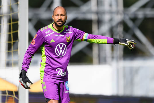 Östersunds målvakt Aly Keita
