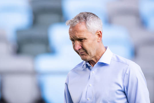Örgrytes tränare Keith Millen deppar