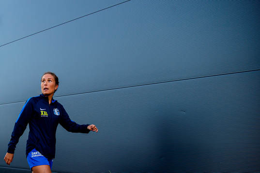 Renate Blindheim, head coach of Sotra, at half time