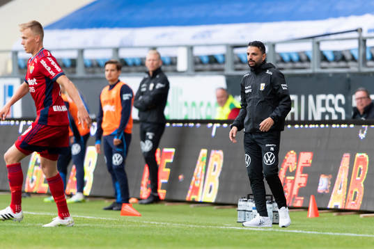 IFK Göteborgs tränare Poya Asbaghi