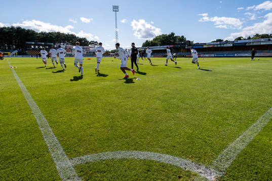 Häcken värmer upp