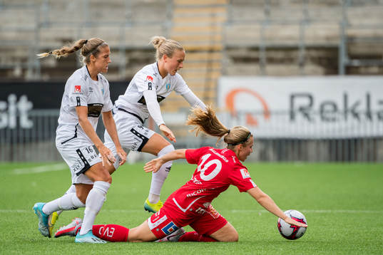 Göteborgs Filippa Angeldal och Filippa Curmark mot
