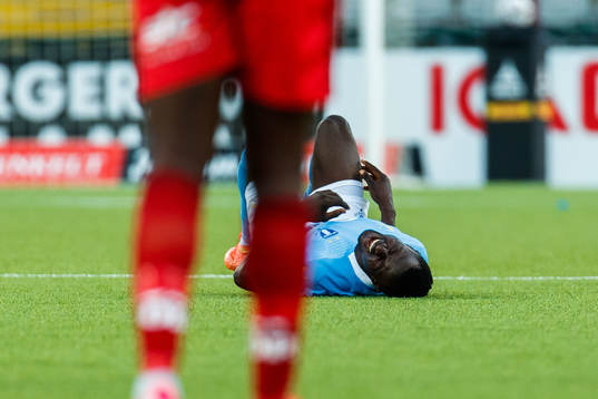 Malmö FFs Bonke Innocent har ont
